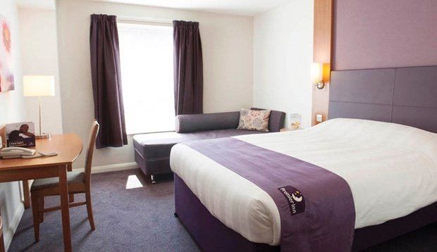 Premier Inn Southampton North Chilworth  Esterno foto
